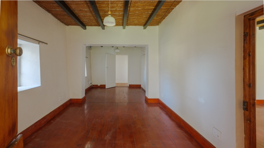 To Let 4 Bedroom Property for Rent in Struisbaai Western Cape